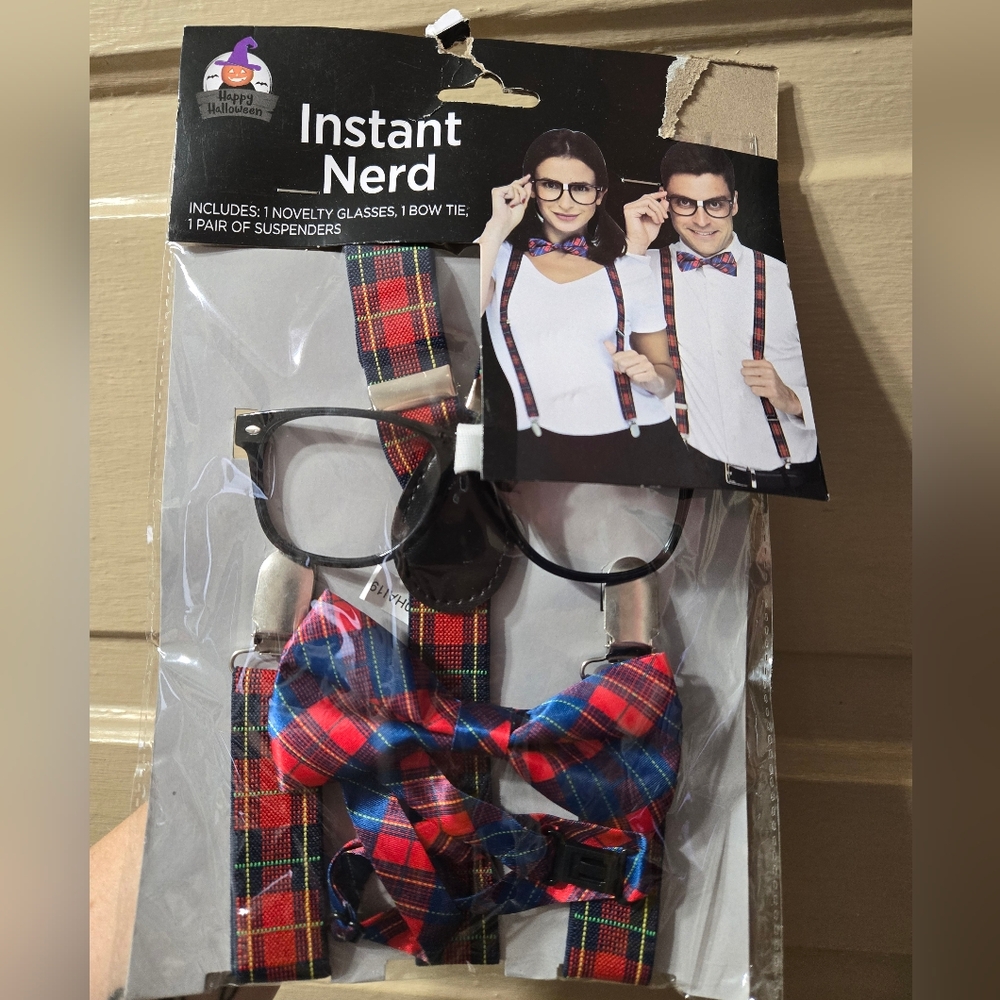 Happy Halloween Instant Nerd Costume Includes: 1 Glasses, 1 Bow Tie, 1Suspenders